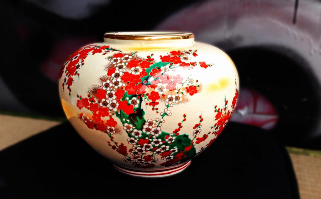 The A-Z of Japanese Pottery: 32 Most Popular Ceramic Styles