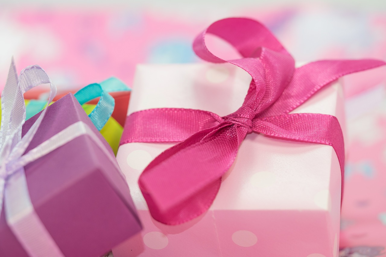 Cute Japanese Cosmetics – Perfect Gifts For Her | Buyee Blog